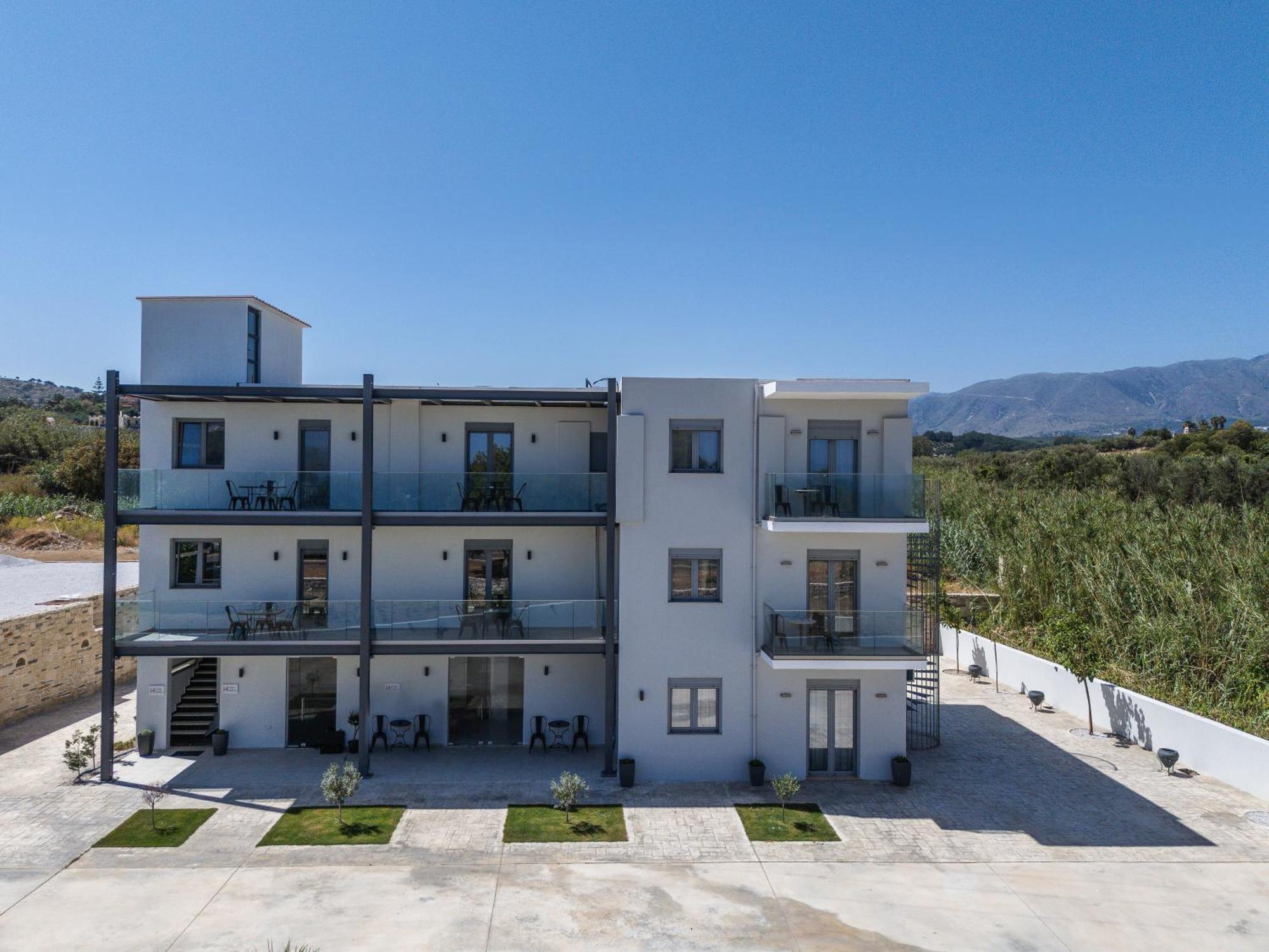 Hotel Iosifina, 80 Metres From Episkopi Beach! Dhramia Exterior photo