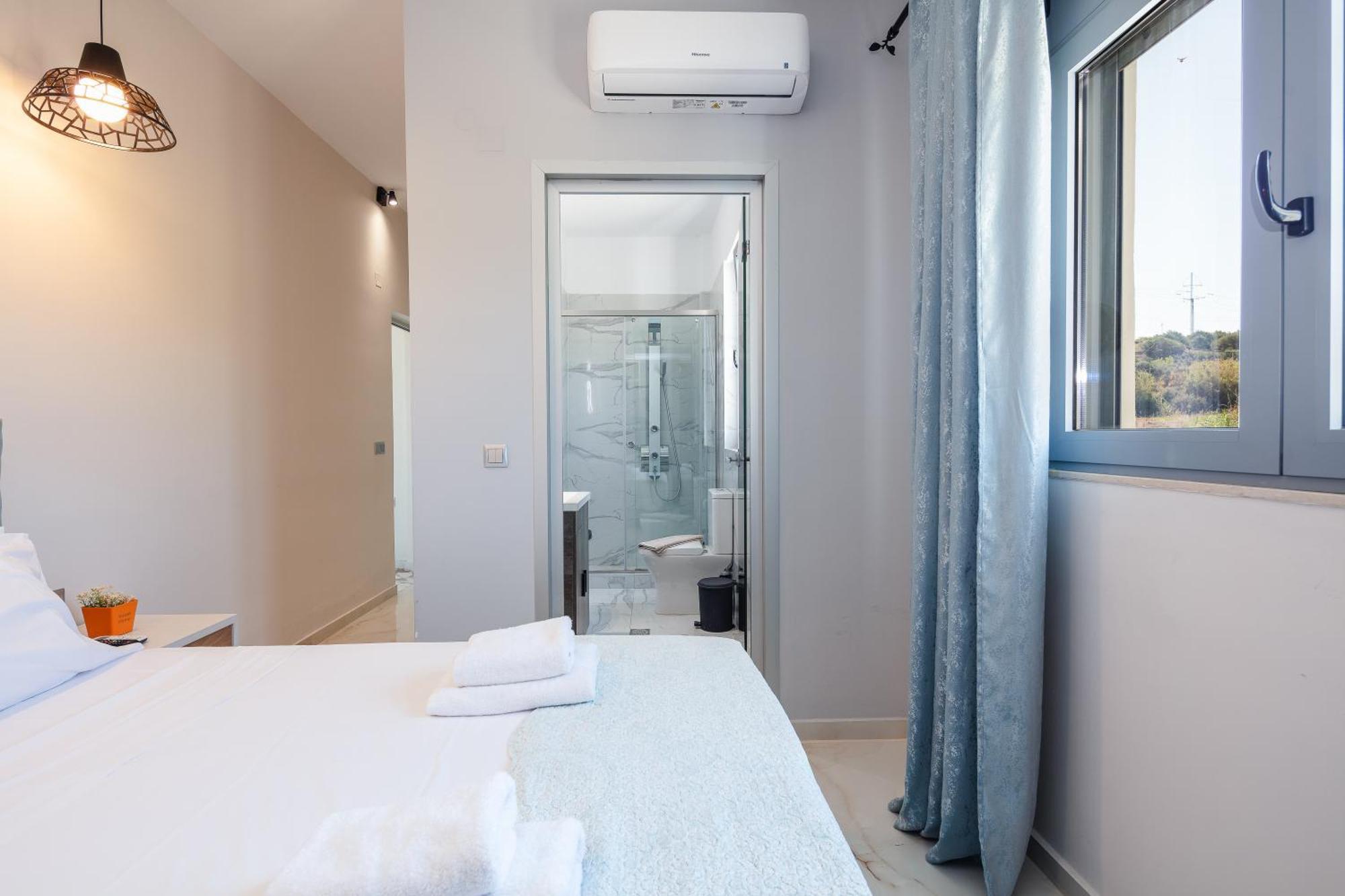 Hotel Iosifina, 80 Metres From Episkopi Beach! Dhramia Room photo