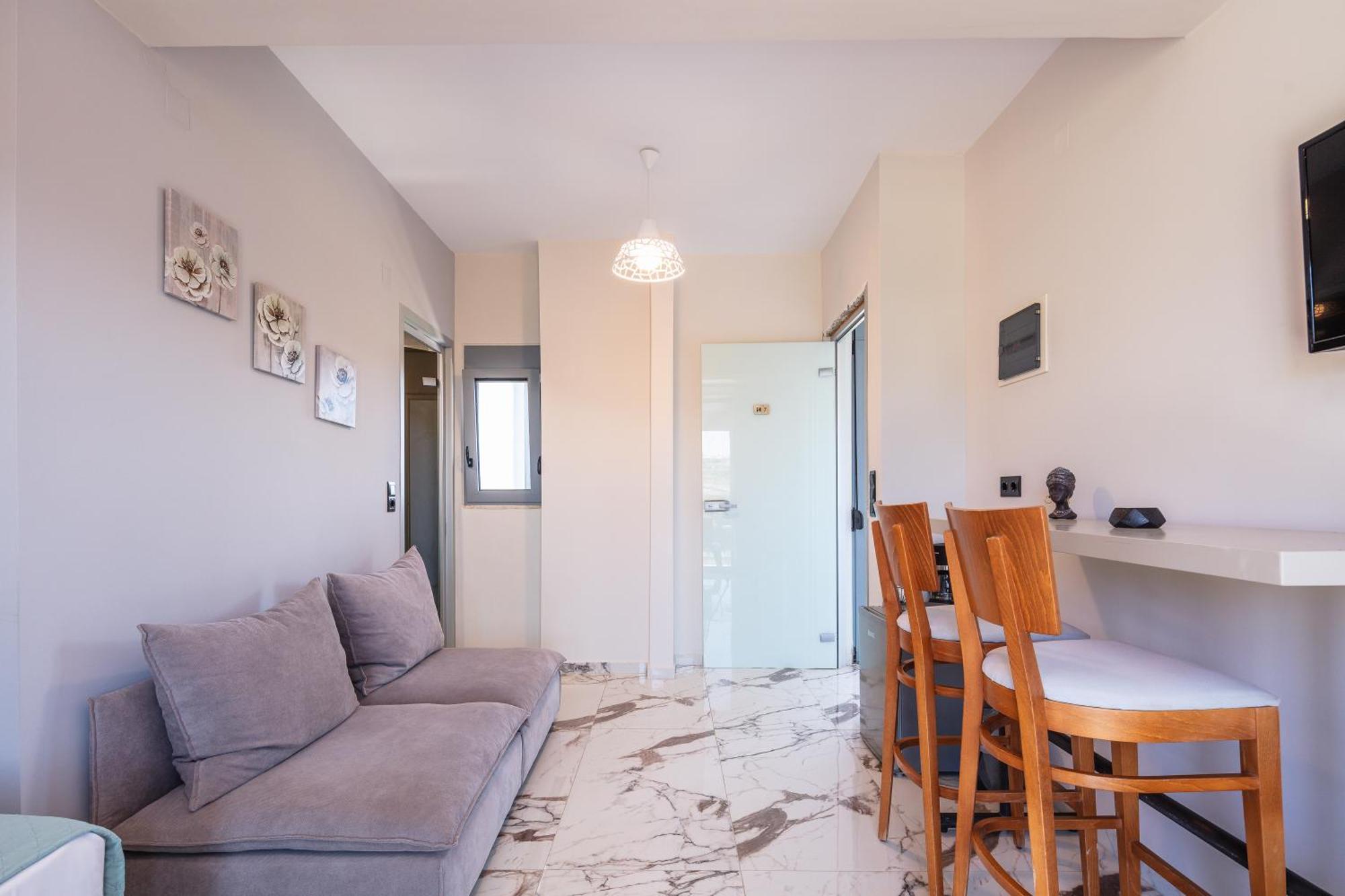 Hotel Iosifina, 80 Metres From Episkopi Beach! Dhramia Exterior photo