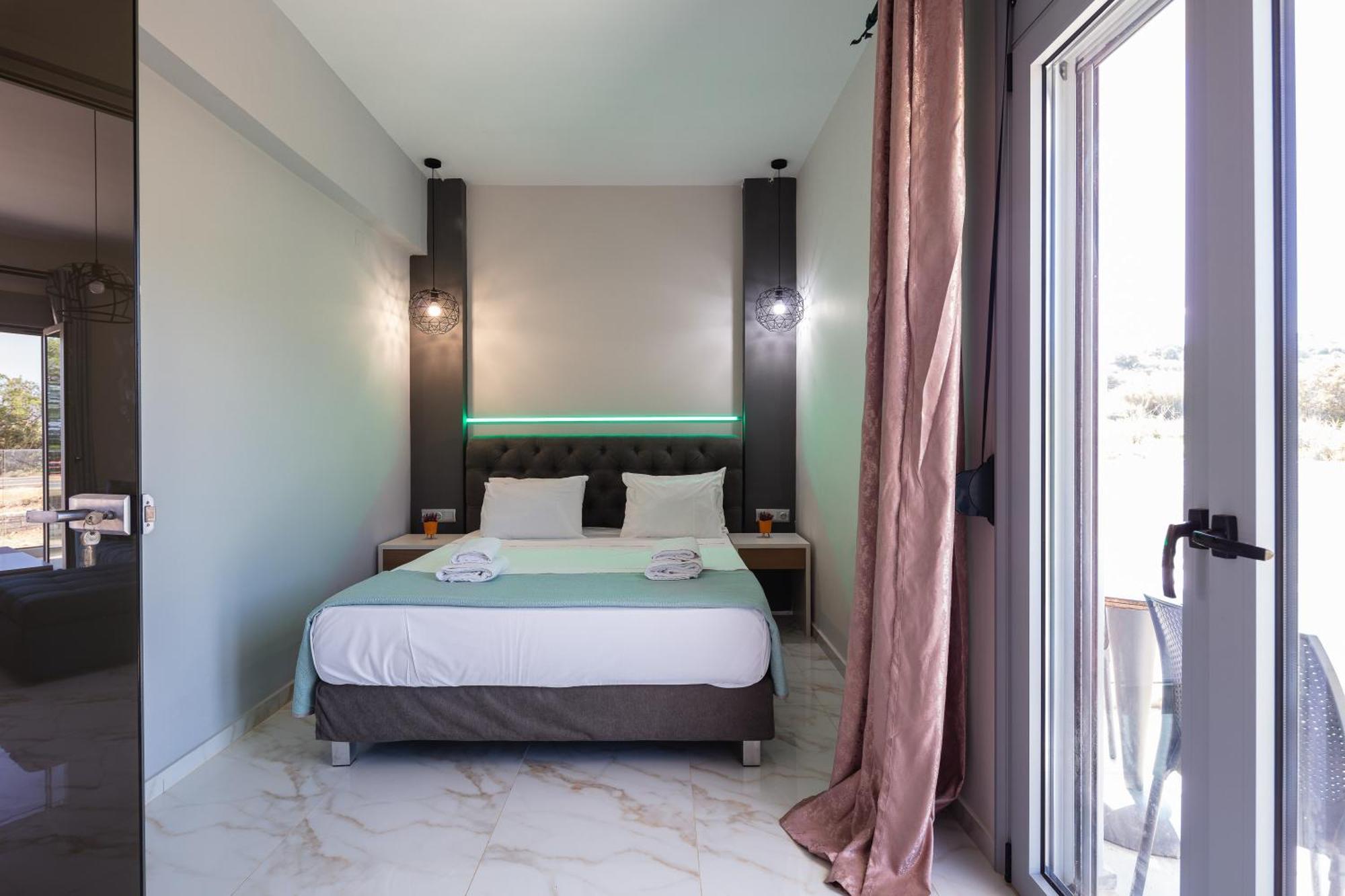 Hotel Iosifina, 80 Metres From Episkopi Beach! Dhramia Room photo